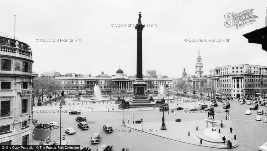 London, Trafalgar Square c1960