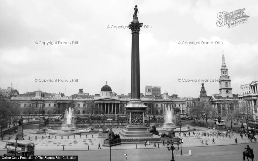 London, Trafalgar Square c1960