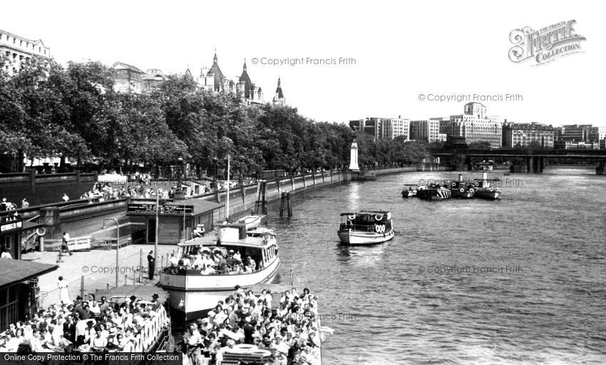 London, Victoria Embankment c1955