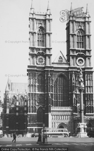 Photo of London, Westminster Abbey c.1960