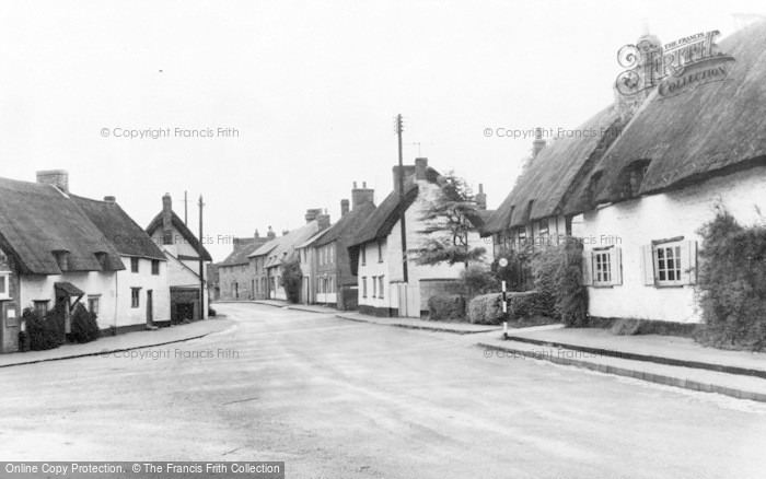 Photo of Long Crendon, High Street c.1960