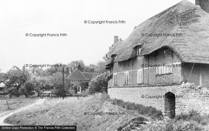 Photo of Long Crendon, The Mound, Lower End c.1960