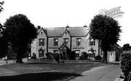 Devonshire Arms Hotel c.1965, Long Sutton