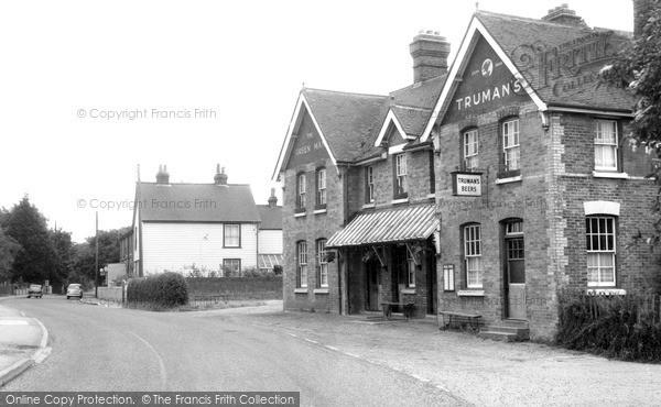 Photo of Longfield Hill, The Green Man c.1960