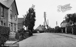 The Village c.1955, Longfield Hill