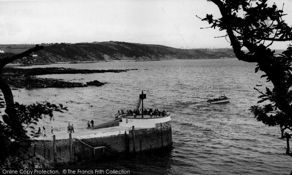 Photo of Looe, The Banjo Pier c.1960
