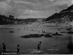 The Beach 1920, Looe
