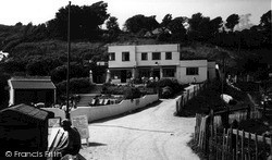 The Cafe, Millendreath c.1965, Looe