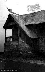 The Old Guildhall c.1955, Looe