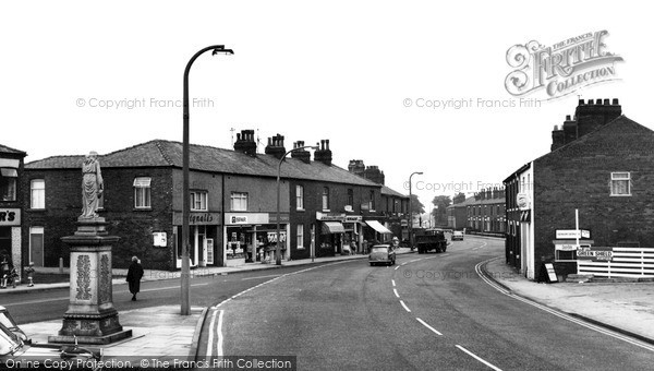 Photo of Lostock Hall, Leyland Road c.1965