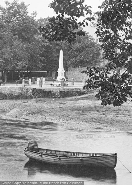 Photo of Lostwithiel, War Memorial From The River 1922