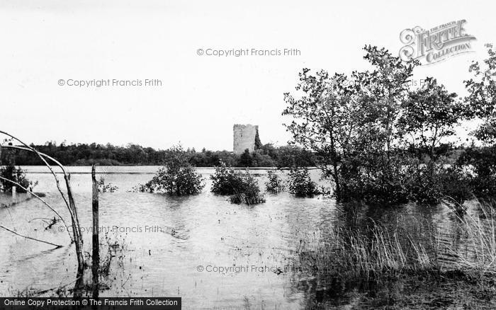 Photo of Lough Oughter, Castle c.1960