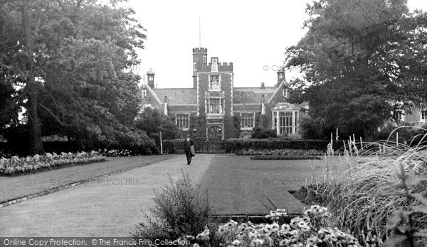 Photo of Loughborough, Burton Walks Gardens And Grammar School c.1955