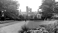 Burton Walks Gardens And Grammar School c.1955, Loughborough