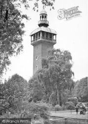 Carillon Tower, Queen's Park c.1955, Loughborough