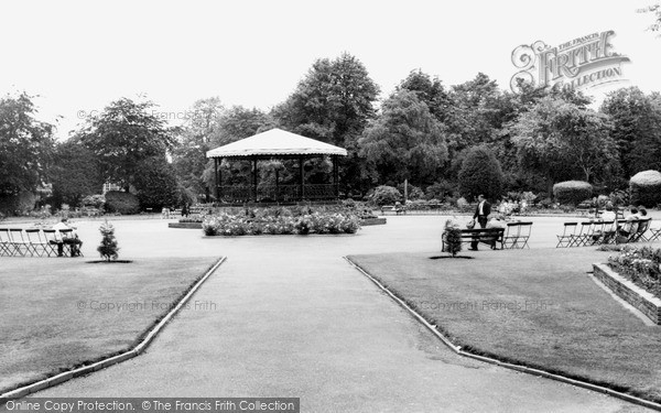 Photo of Loughborough, Queen's Park c.1960