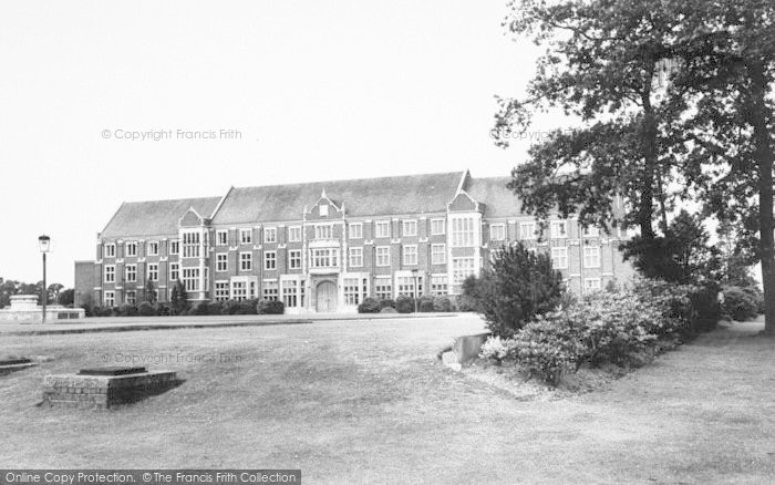 Photo of Loughborough, The College c.1960 - Francis Frith