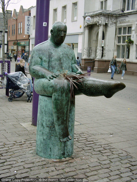 Photo of Loughborough, The Sock Statue 2005