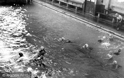Loughborough, the Swimming Baths c1955