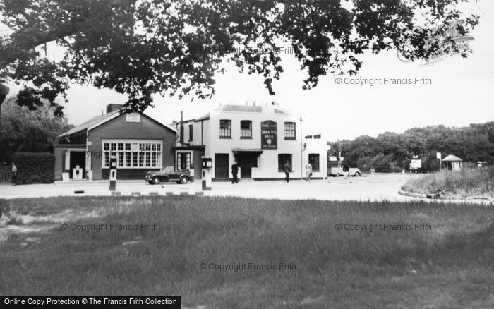 Photo of Loughton, The Wake Arms, Epping Forest c.1955