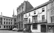 Masons Arms Hotel, The Corn Market c.1955, Louth
