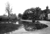 The Pond 1907, Lower Froyle