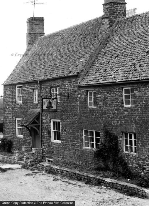 Photo of Lower Heyford, The Bell Inn c.1955