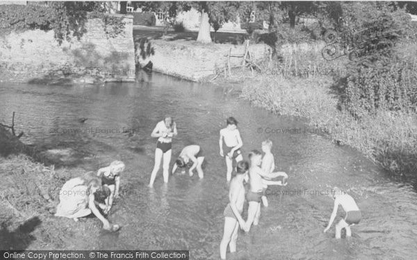 Photo of Lower Heyford, The Meadows c.1960