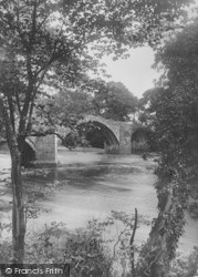 The Old Bridge 1921, Lower Hodder