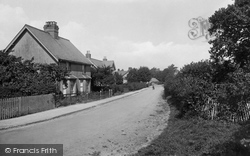 Smithy Lane 1915, Lower Kingswood