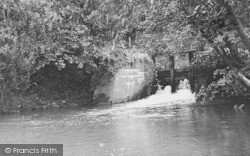 Mill Sluice c.1955, Lower Peover