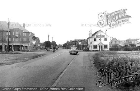 Photo of Lower Stondon, Henlow Camp Cross Roads 1955