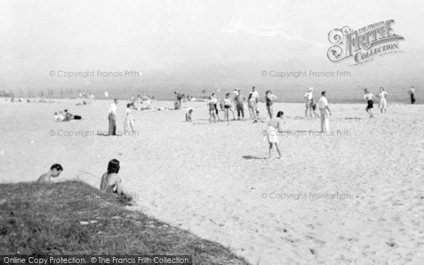 Photo of Lowestoft, Beach Party, Gunton Hall Holiday Camp c.1950