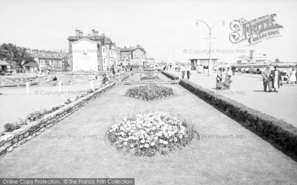 Photo of Lowestoft, Esplanade Gardens c.1960