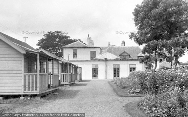 Photo of Lowestoft, Gunton Hall Holiday Camp c.1955