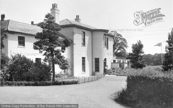 Photo of Lowestoft, Gunton Hall Holiday Camp c.1955
