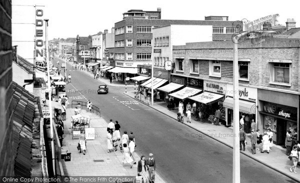 Photo of Lowestoft, London Road North c.1960