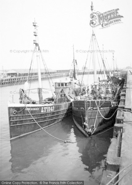 Photo of Lowestoft, Lowestoft Drifters c.1955