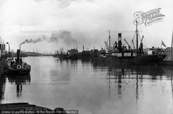 Photo of Lowestoft, North Quay And River Waveney 1921