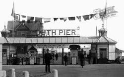 South Pier 1921, Lowestoft