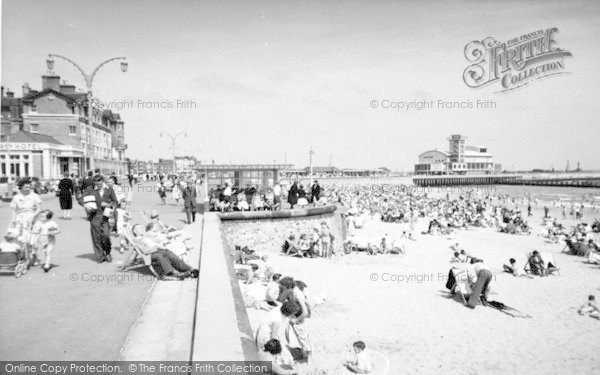 Photo Of Lowestoft, The Beach And Esplanade C.1960