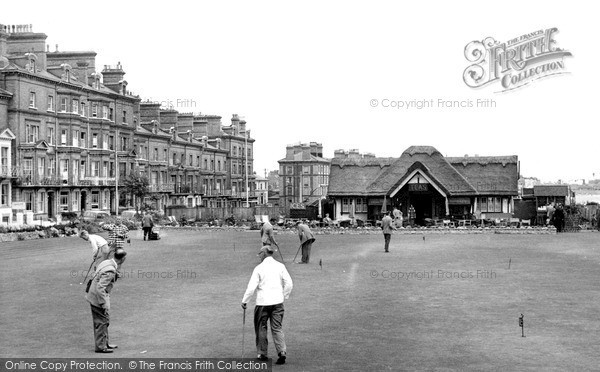 Photo of Lowestoft, The Cliff Putting Green c.1955
