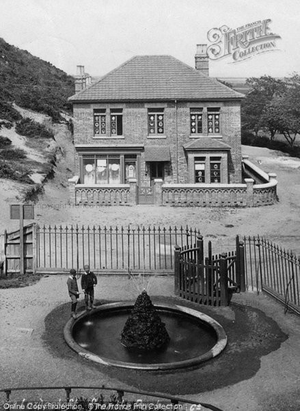 Photo of Lowestoft, The Fountain, Belle Vue Park 1893