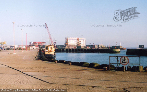Photo of Lowestoft, Trawl Dock 2005