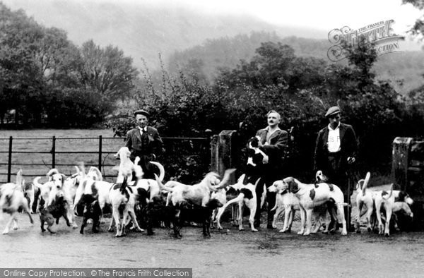 Photo of Loweswater, the Melbreak Hounds c1939