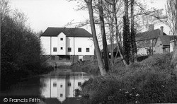 Brewhurst Mill c.1960, Loxwood