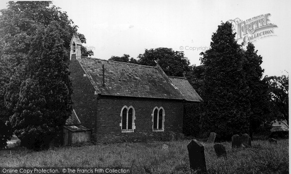 Photo of Ludford Magna, Gayton Chapel c.1955