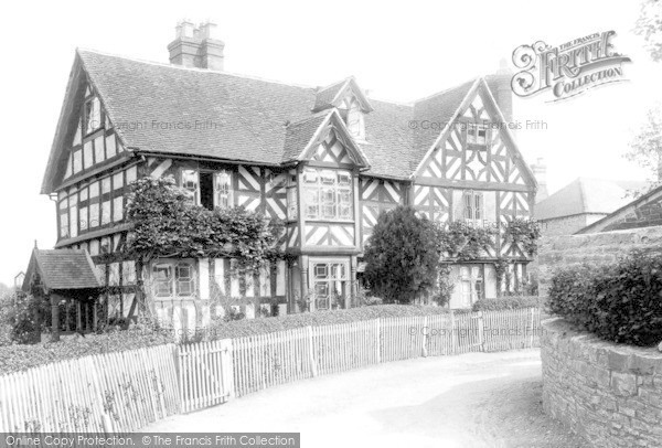 Photo of Ludford, Old Bell Inn  1892