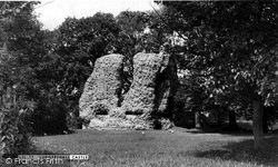 The Castle c.1965, Ludgershall