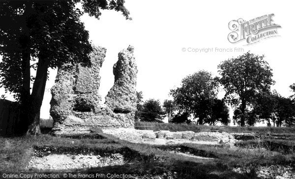 Photo of Ludgershall, The Castle c.1965